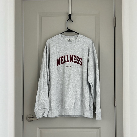 Sporty & Rich Sweaters - Sporty & Rich Wellness Ivy Crewneck